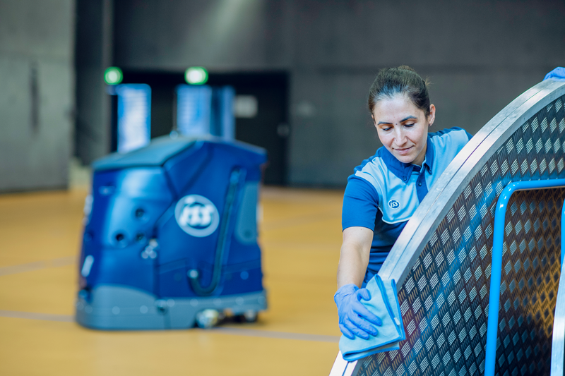 2024_ISS_CH_Cleaning_Cobot_01