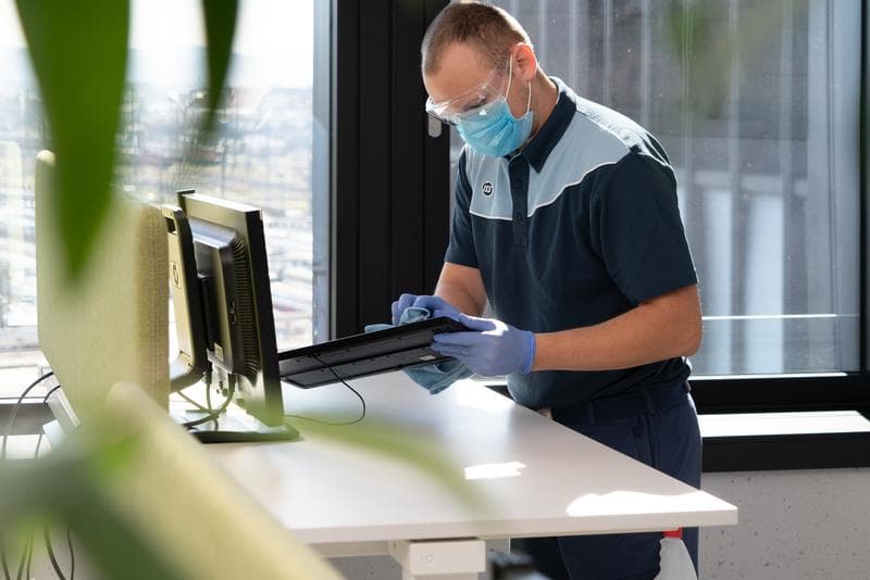 CH_2020_Hygiene-Services_Disinfection-Agent_ISS00643