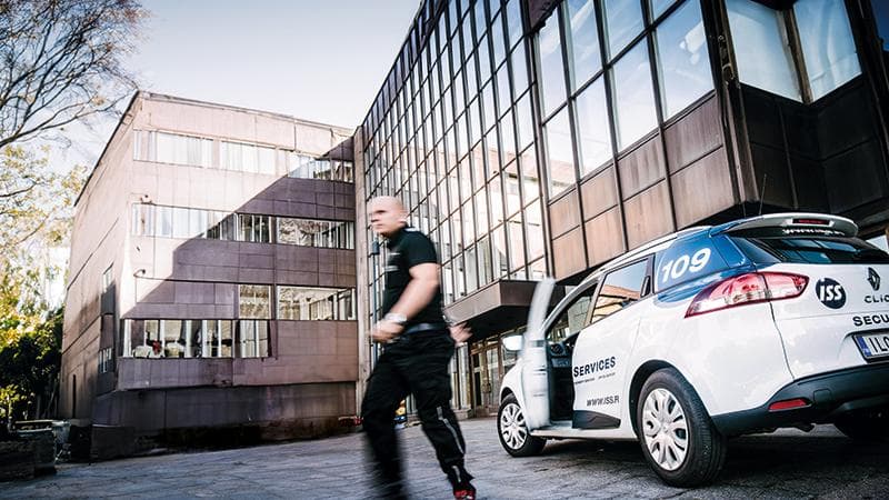 DE_Sicherheitsdienste_ISS_Mobiler-Revierdienst_Big-picture-r-mid-section-of-the-page_Graded-Kopie