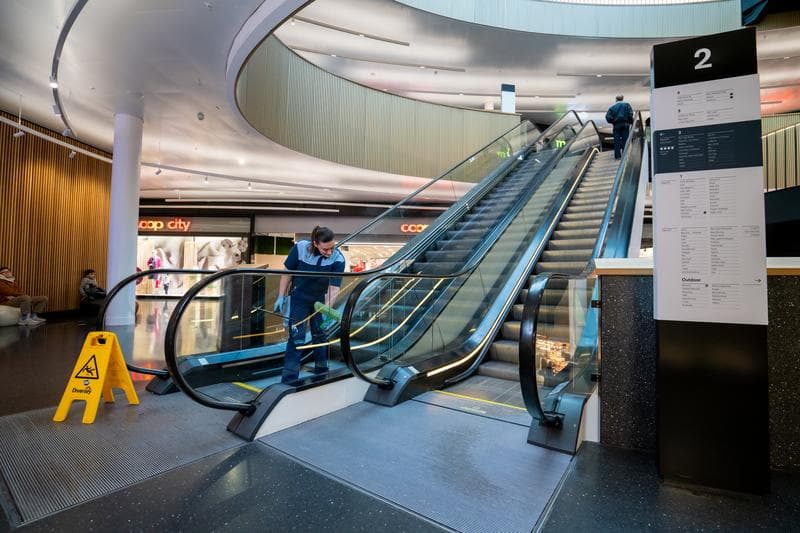 ShoppingCenter_Suada-Halilovic_Switzerland_2024_02